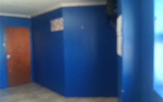 425 m² Industrial space in Montague Gardens