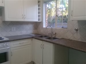 2 Bed Simplex in Highveld