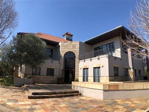 862 m² Commercial space in Highveld
