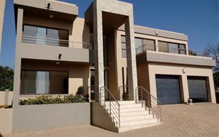 3 Bedroom House in La Montagne