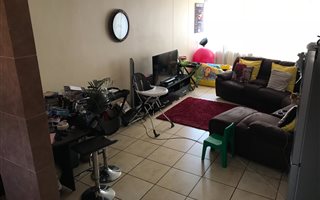 2 Bedroom Flat in Muckleneuk
