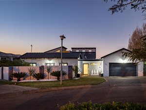 3 Bed House in The Meadows