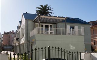 2 Bedroom House in Kalk Bay