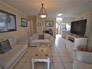 3 Bed House in Edgemead