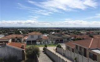 3 Bedroom House in Kamma Park