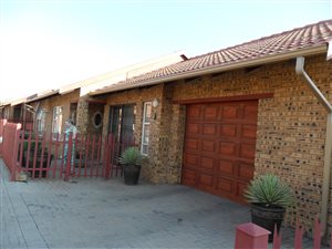 3 Bed Townhouse in Riversdale