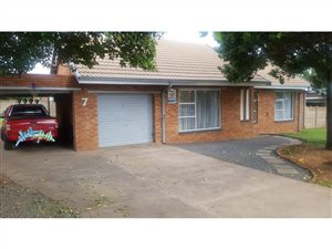 3 Bed House in Bonanne