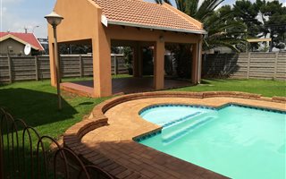 3 Bedroom Townhouse in Primrose