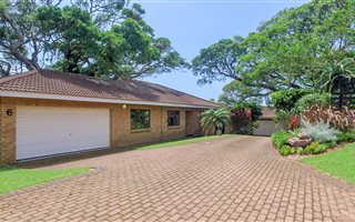 3 Bedroom Townhouse in Scottburgh Central