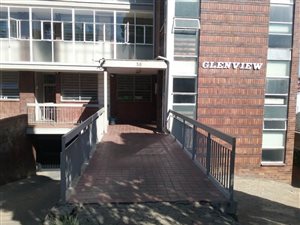 3 Bed Flat in Parkmore