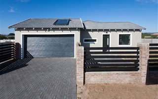 3 Bedroom House in Fairview