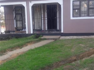 2 Bed House in Adams Mission