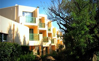 0.5 Bedroom Apartment in Bryanston East