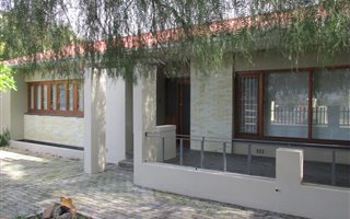 4 Bedroom House in Northern Paarl