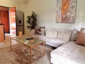 2 Bed Apartment in Glenvista