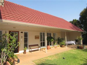 5 Bed House in Glenhazel