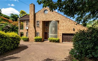 4 Bedroom House in Dawncliffe