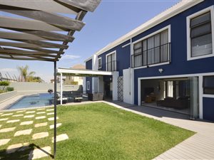 5 Bed House in Kyalami