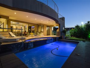 5 Bed House in Ruimsig