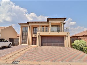 4 Bed House in Heatherview