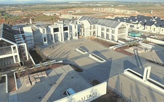 465 m² Land available in Somerset West Central