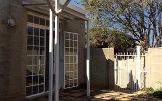 1 Bedroom House in Roosevelt Park