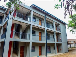 2 Bed Apartment in White River