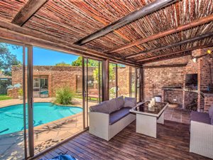 4 Bedroom House in Kamma Park