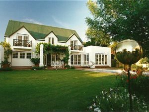 4 Bed House in Die Boord