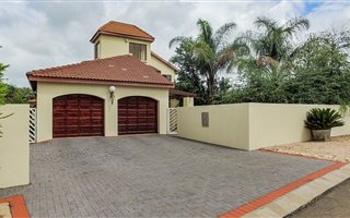 3 Bedroom House in Melodie