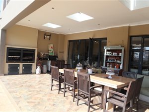 5 Bed House in Hazeldean (Silverlakes Surroundings)
