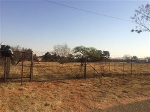 4.6 ha Land available in Daleside