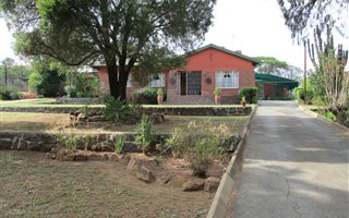 3 Bedroom House in Egerton