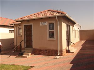 3 Bed House in Alveda