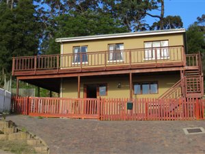 3 Bed House in Hornlee