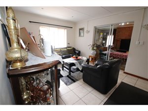 3 Bed House in Levalia