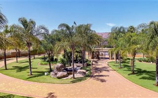 5 Bedroom House in Ruimsig