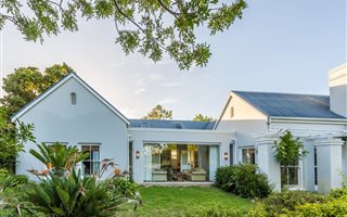 4 Bedroom Cluster in Steenberg Golf Estate