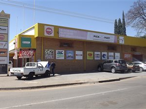 680 m² Industrial space in Pretoria North