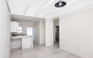 2 Bedroom Townhouse in Springs Central