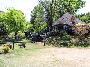 1475 m² Commercial space in Underberg