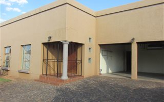 3 Bedroom House in Doornpoort and surrounds