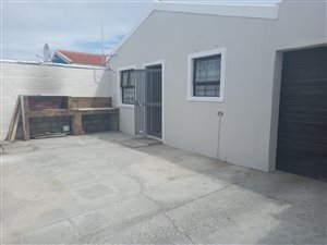 3 Bed House in Phoenix