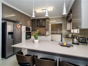 4 Bed House in The Meadows