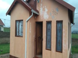 2 Bed Cluster in Madadeni