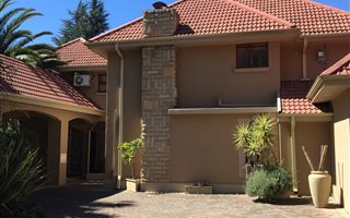 4 Bedroom Duplex in Vereeniging