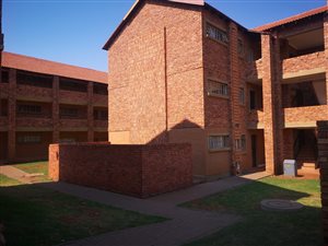 2 Bed Apartment in Clarina