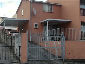 2 Bed House in Westcliff