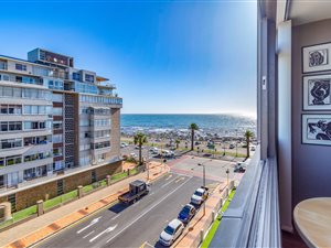 1 Bed Apartment in Mouille Point