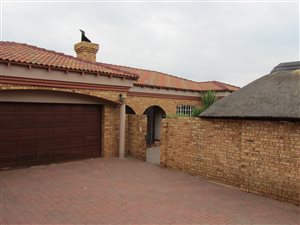 3 Bed Cluster in Rangeview